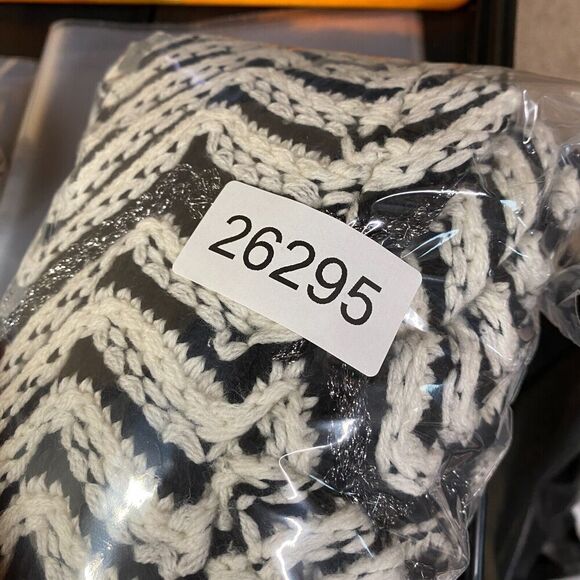 5/$45 Cato Cardigan Women M Medium White Striped Knit Collared Open Front - Picture 9 of 9